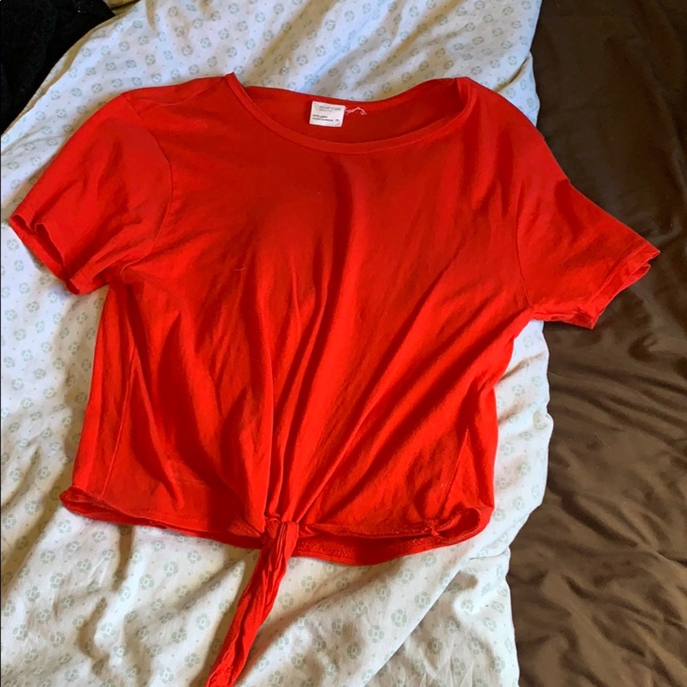 Tie front crop top!